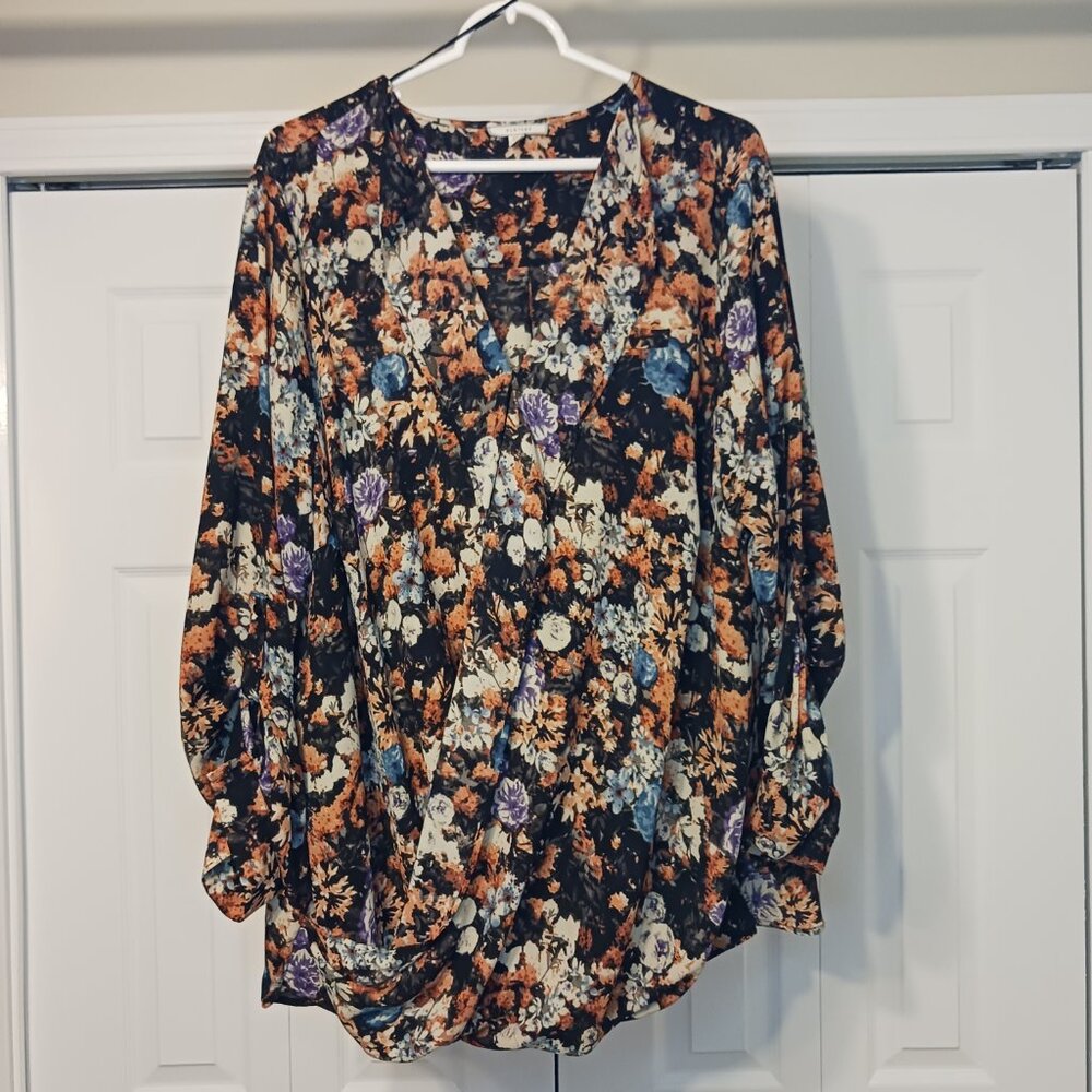 #41 3/$18 - Pleone Black/Orange Long Sleeve Top Size 2X